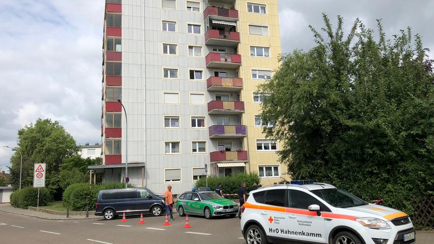 Ein Zeuge berichtete von einer verletzten und vier toten Personen in Gunzenhausen.
