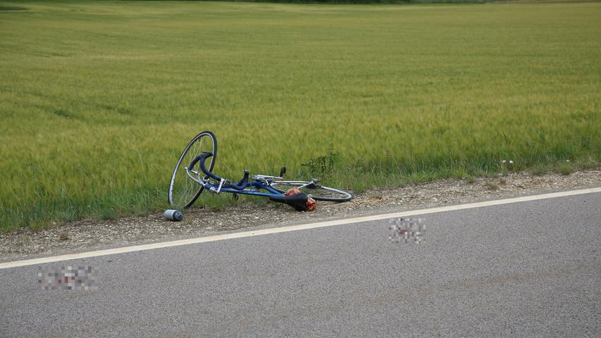 Auto erfasst zwei Radfahrer bei Hiltpoltstein
