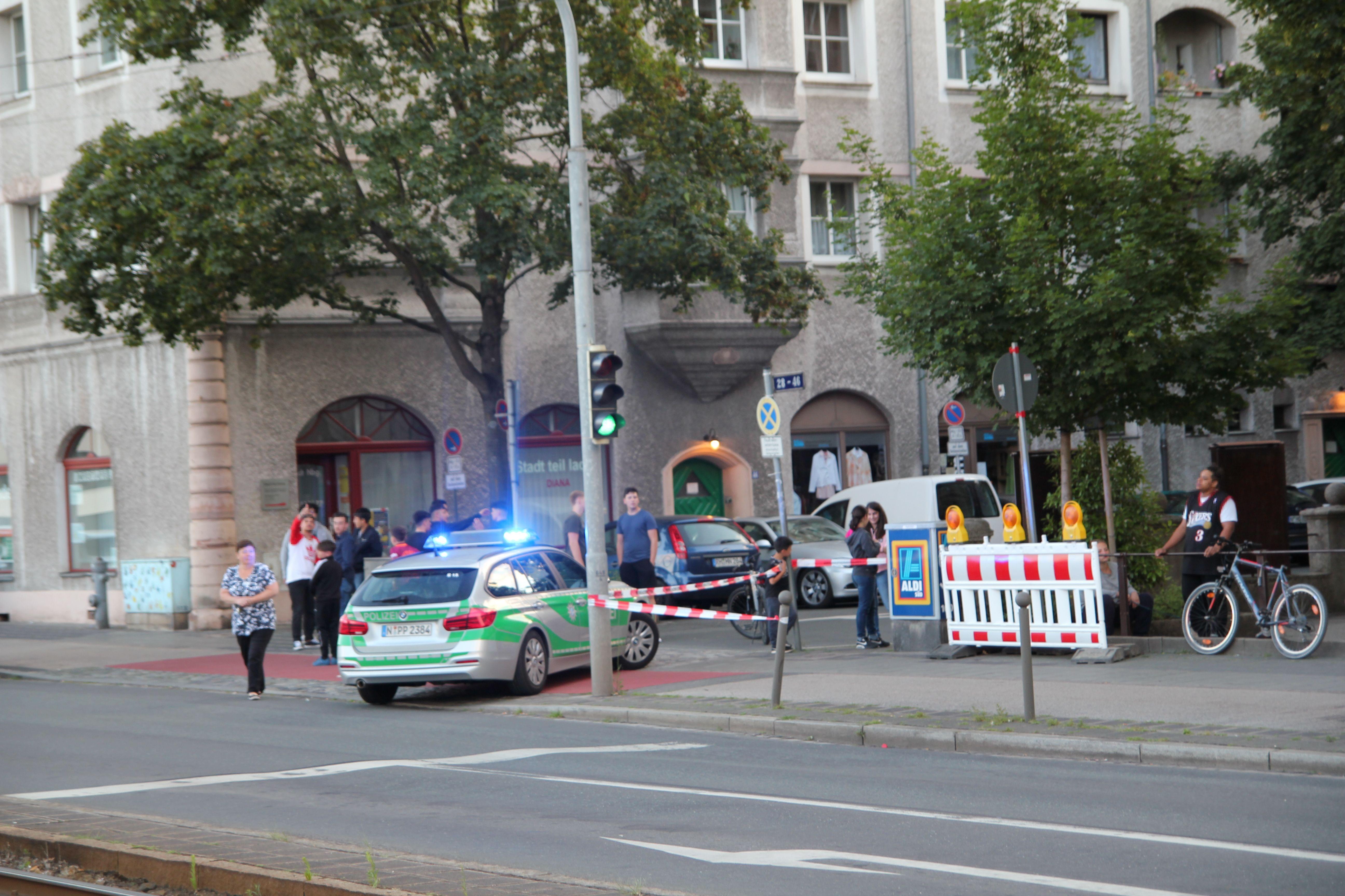 Aufregung Im Nürnberger Süden: Polizei Fasst Messerstecher | Nordbayern