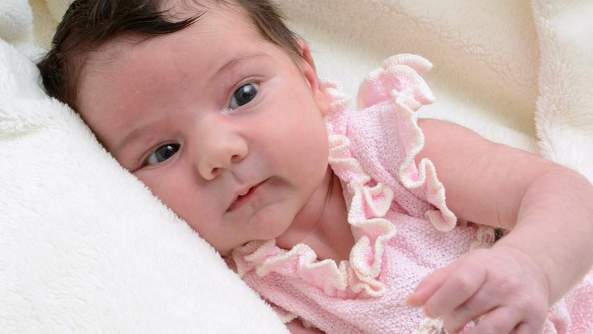 Willkommen auf der Welt! Lile wurde am 12. Juni im Klinikum Hallerwiese geboren. Bei ihrer Geburt wog sie 4305 Gramm und war stolze 56 Zentimeter groß.