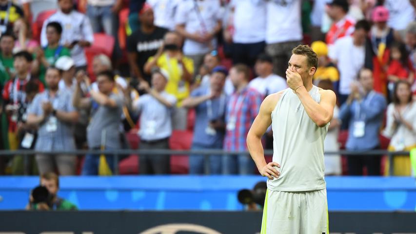 "Weltumschwung: Deutschland verliert gegen Korea und ist ausgeschieden. Zum dritten Mal in Folge scheidet der aktuelle Weltmeister in der Gruppenphase aus."