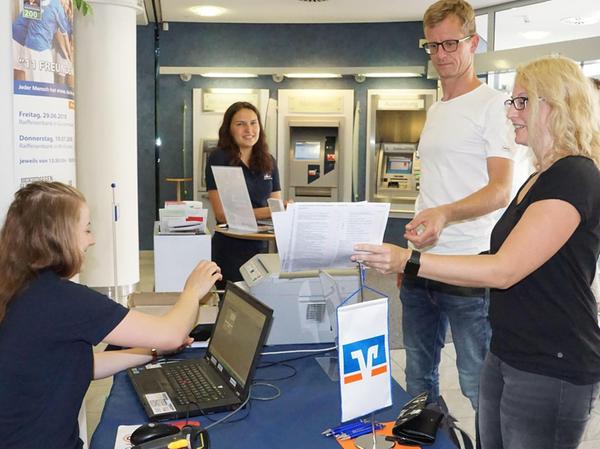 Gunzenhausen: Sportler spenden Blut für Trikots
