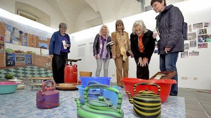 Globalisierte Schufterei Globalisierte Schufterei