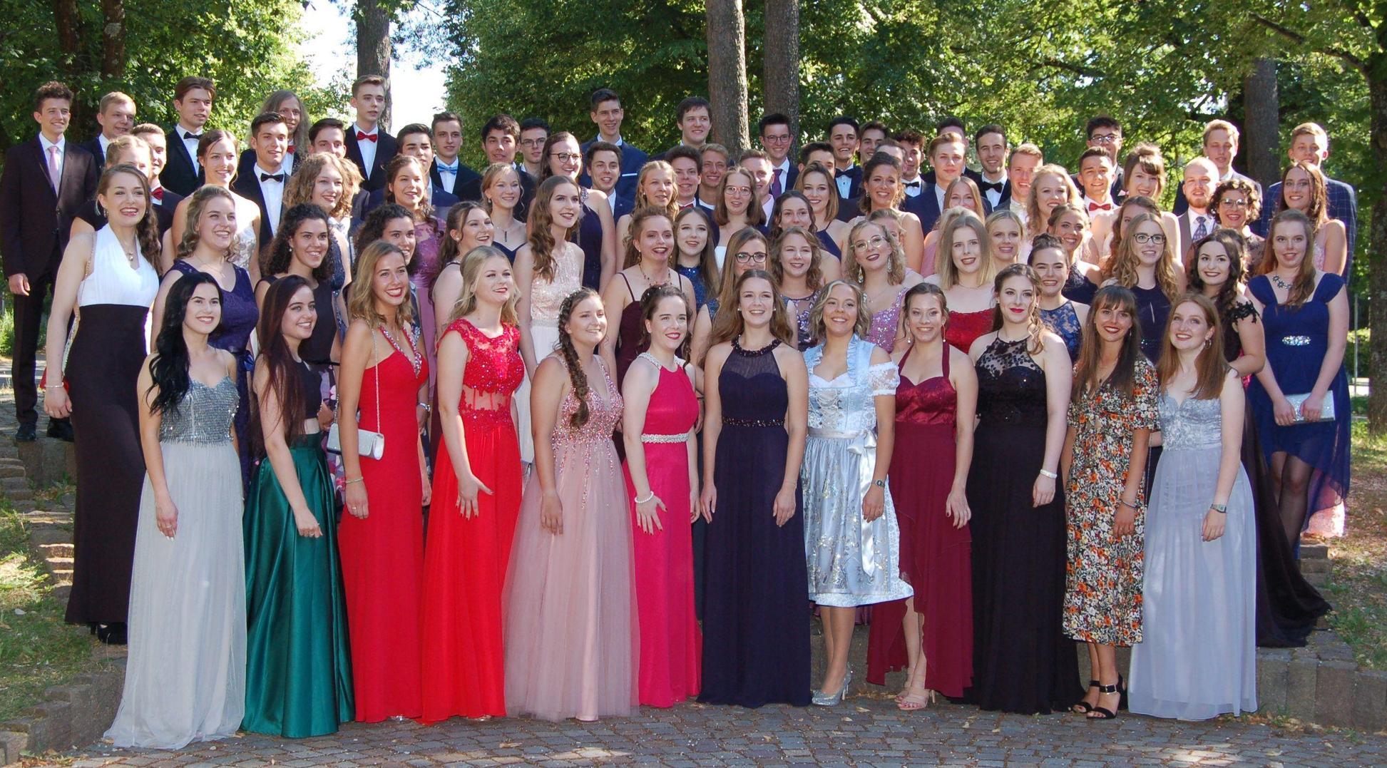 Neun Einser Abiturienten Am Schwabacher Weg Schwabach Nordbayern De