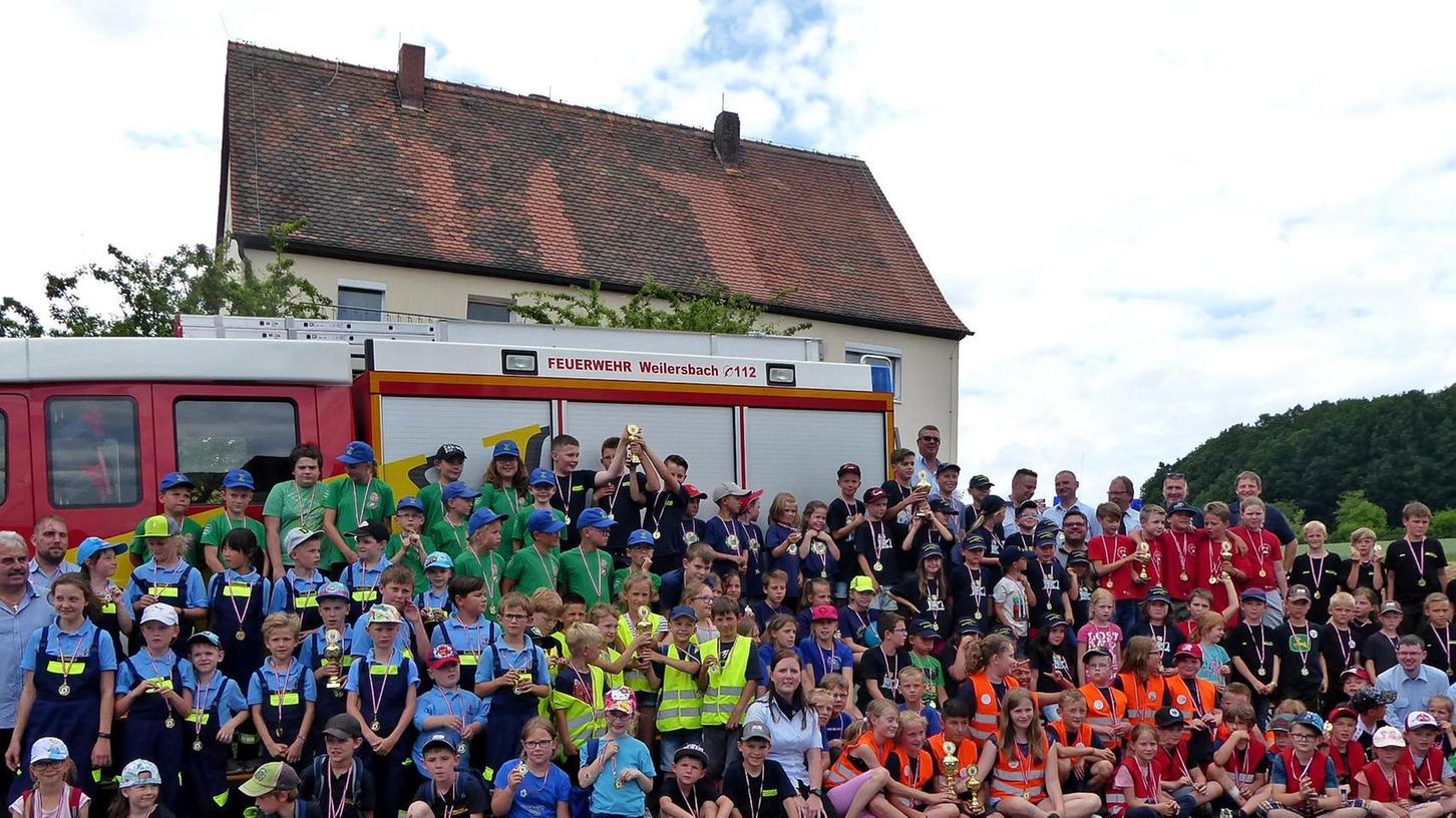 Weilersbach: Kinder eroberten Feuerwehrgelände