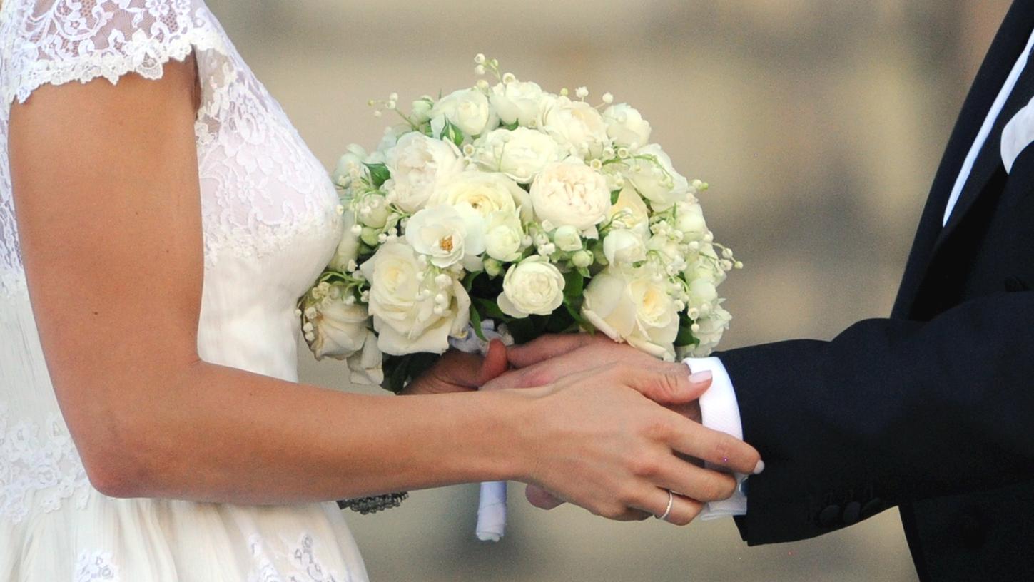 Wegen der Unwägbarkeiten verschieben viele Brautpaare ihre Hochzeit auf 2021.