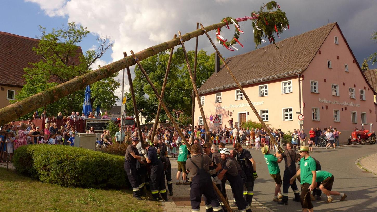 Röthenbach feiert Kirchweih und Kirchenjubiläum