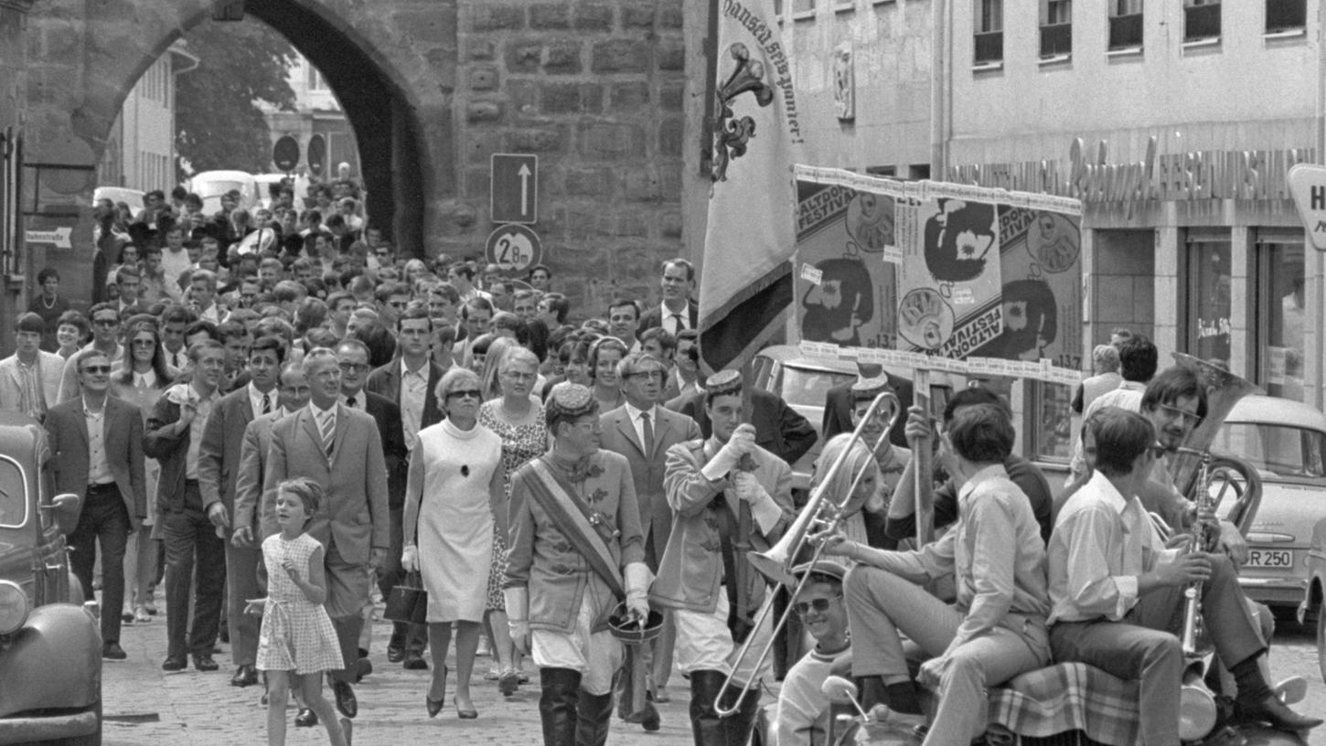14. Juli 1968: Die Kehlen mit Freibier entstaubt