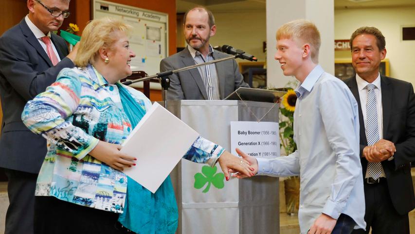 Abschied: Martin-Segitz-Schule ehrt die besten Absolventen