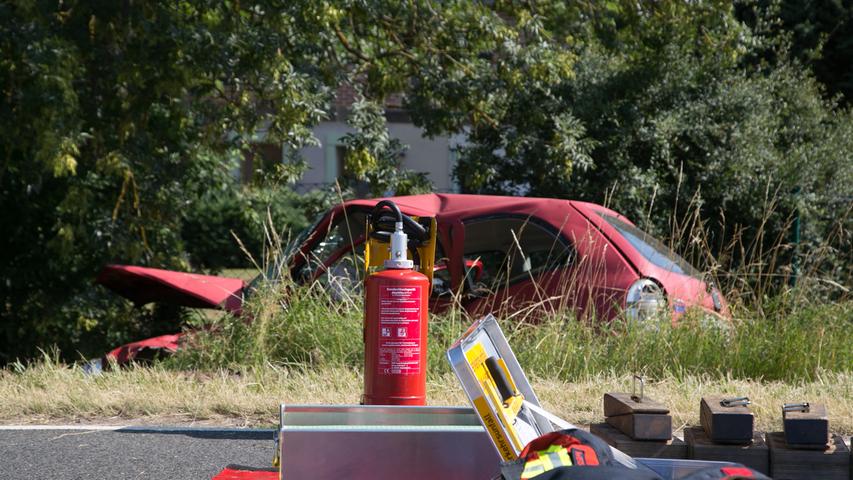 Schwerer Unfall bei Neustadt am Kulm: 74-Jähriger tödlich verletzt