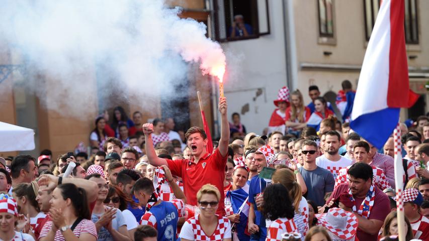 Hoffnung, Jubel, Pyro: So sahen Frankreich und Kroatien das WM-Finale