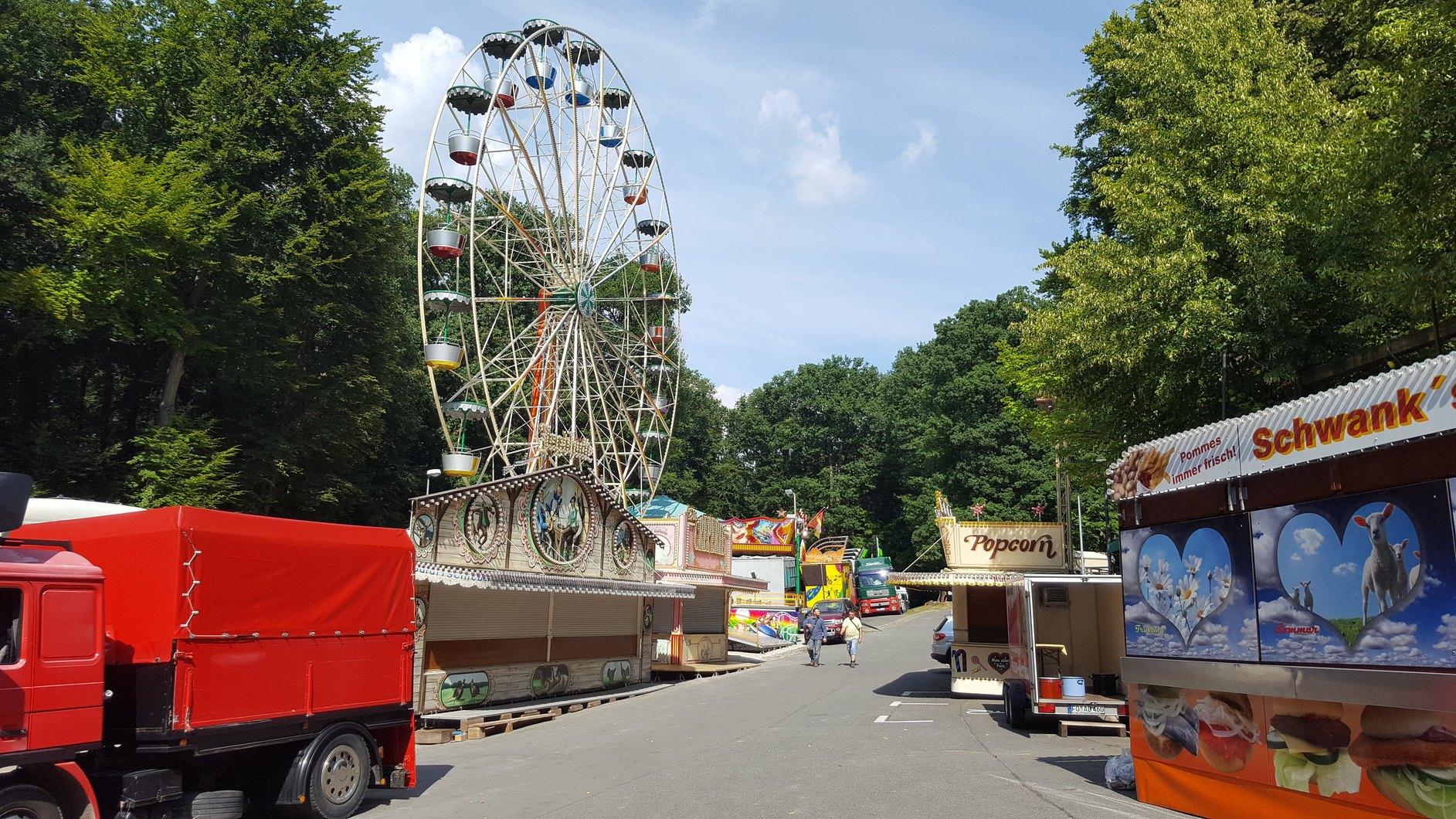 Das Besondere am Annafest: der Flair des Kellerwaldes. Einfach unverwechselbar! Mit seiner Größe ist das Fest-Gelände so herrlich weitläufig, das Fest-Treiben verteilt sich wunderbar. Mit rund ....