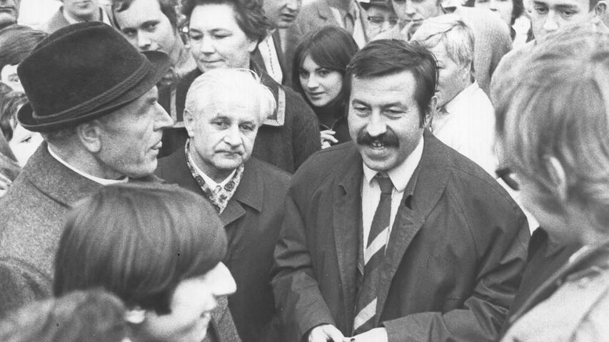Schriftsteller Günter Grass half der Bayern-SPD 1970 beim Landtagswahlkampf in Nürnberg.