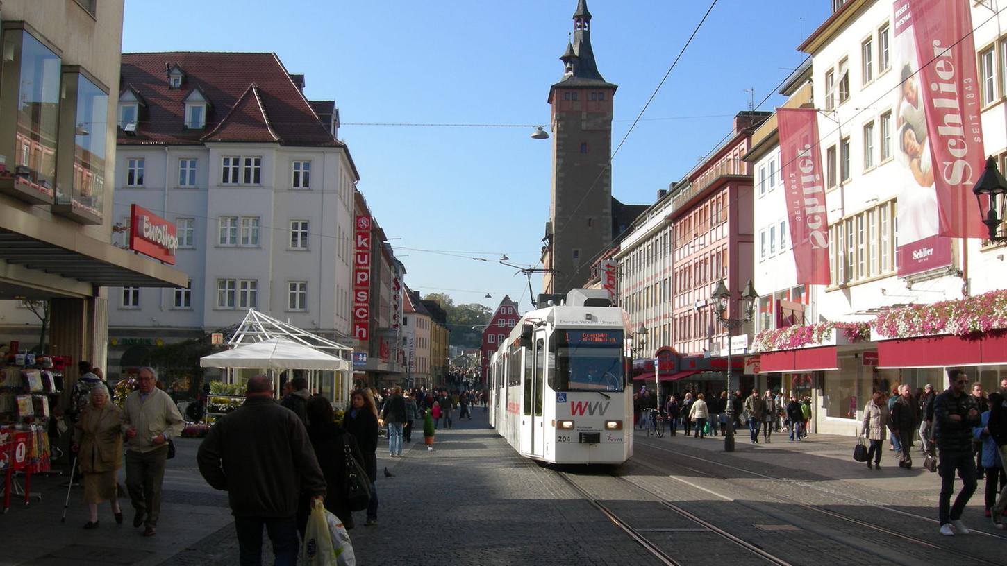 Die Straßenbahn soll in der Würzburger Innenstadt drei Tage lang kostenlos fahren.