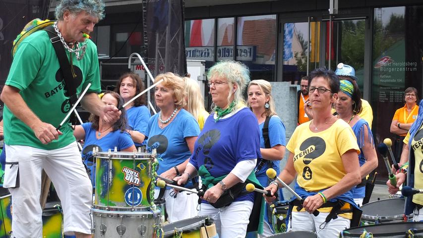 Musik, Aktionen und etwas zu viel Regen beim Heroldsberger Straßenfest