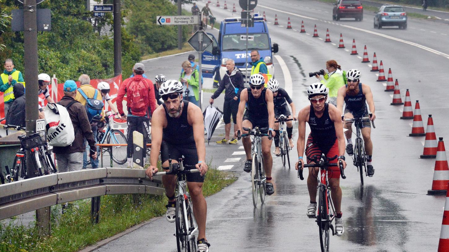 Auf der Radstrecke haben alle lieber einen Gang runtergeschalten. Vorsicht ging vor.