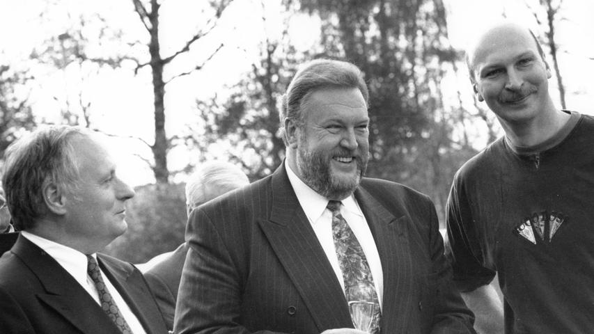 Karl-Heinz Hiersemann 1994 bei einem Termin in Erlangen mit Oskar Lafontaine (li.).
