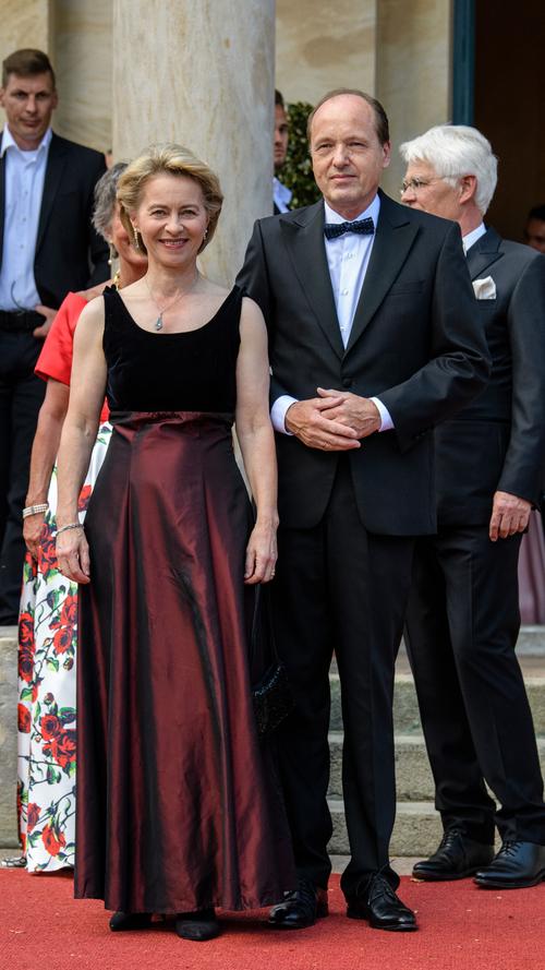Ursula von der Leyen (CDU) und ihr Mann Heiko bei der Premiere.