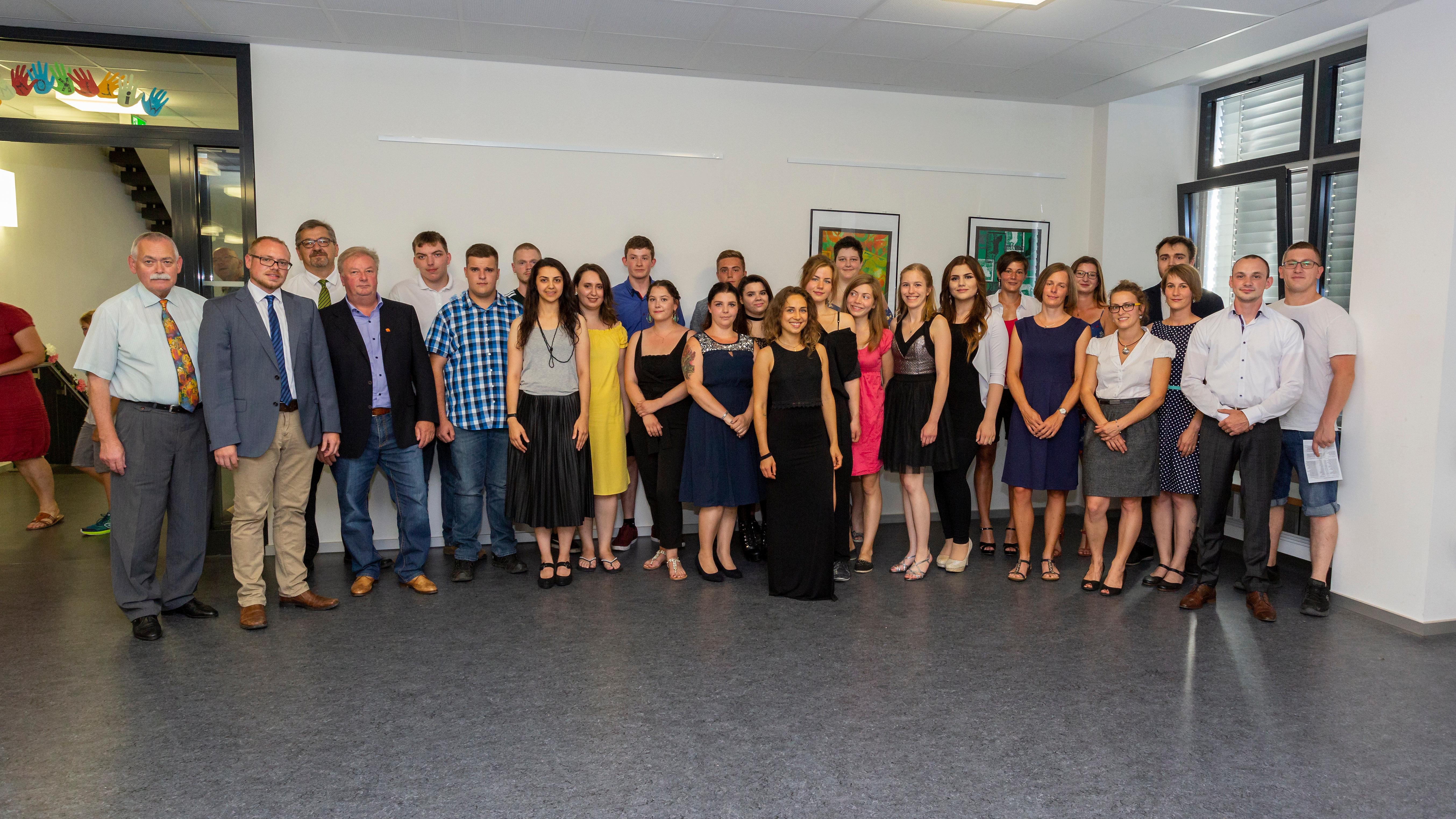 Endlich geschafft Fürther Berufsschule I entlässt Absolventen Fürth