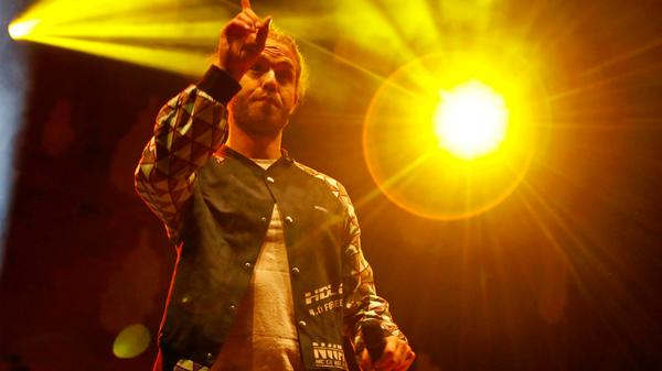Das Rap-Duo Lo & Leduc zählt aktuell zu den erfolgreichsten Bands in der Schweiz. Ihren Mundart-Rap gaben sie auch auf dem Hauptmarkt zum Besten.
