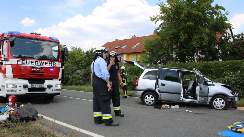 Nach Zusammenstoß in Altenfurt: Ein Toter, mehrere Verletzte