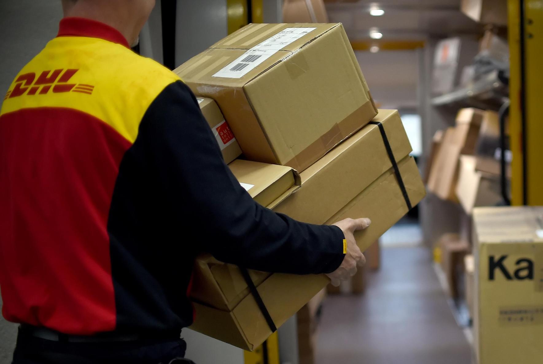 Paketzusteller Kritisiert Arbeitsbedingungen Bei Der Post Nurnberg Nordbayern De