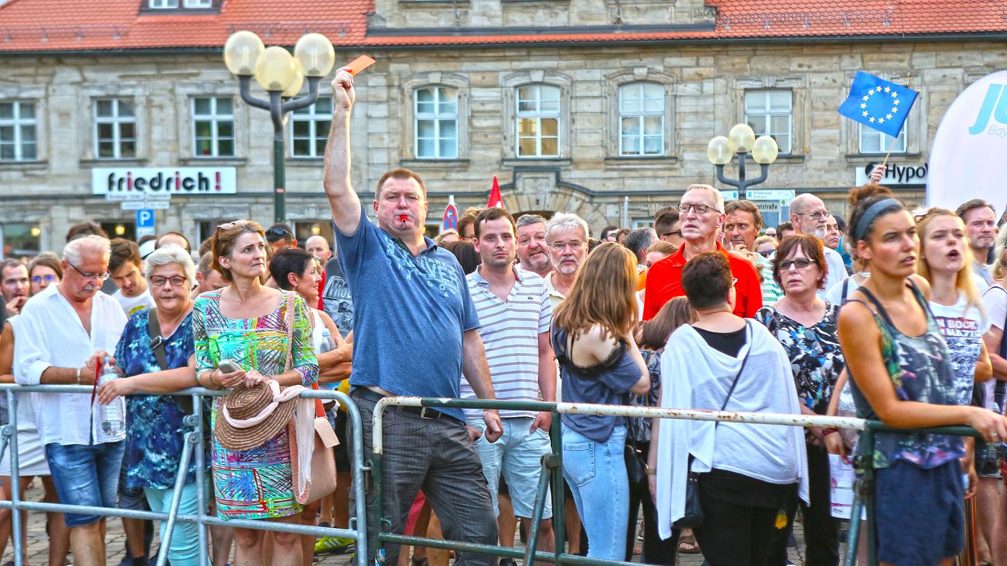 Gegen die Kundgebung der AfD auf dem Forchheimer Paradeplatz will das Bündnis "Bunt statt Braun" am Donnerstag eine Gegendemo starten.