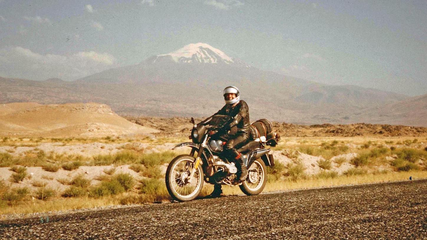 Auf zwei Rädern durch den Ostblock und zum heiligen Berg Ararat