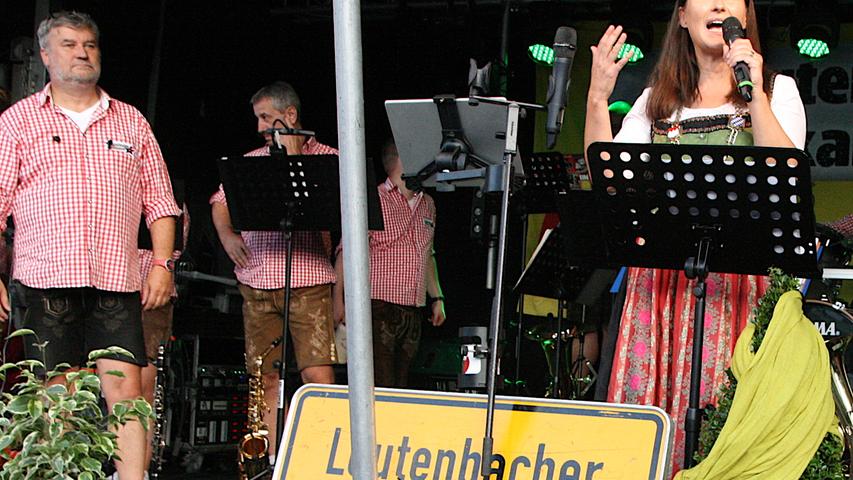 Frankenlied auf den Lippen: Eröffnung des Ebermannstädter Altstadtfestes