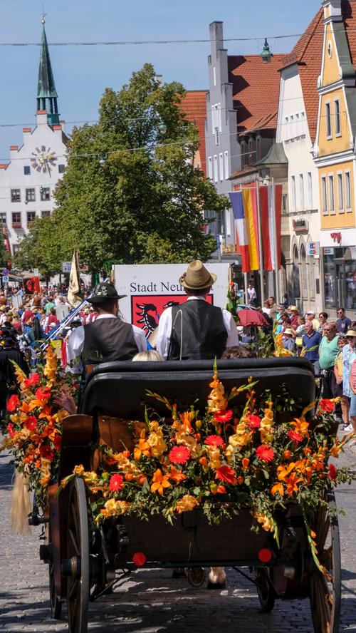 Sommer, Sonne, Volksfestumzug in Neumarkt 2018,  Teil 1