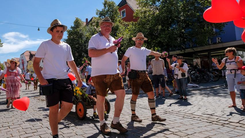 Sommer, Sonne, Volksfestumzug in Neumarkt 2018 Teil 2