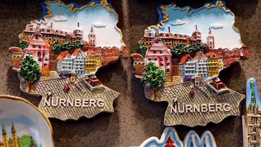 Magnet und Bierkrug: Die beliebtesten Touristen-Souvenirs in Nürnberg
