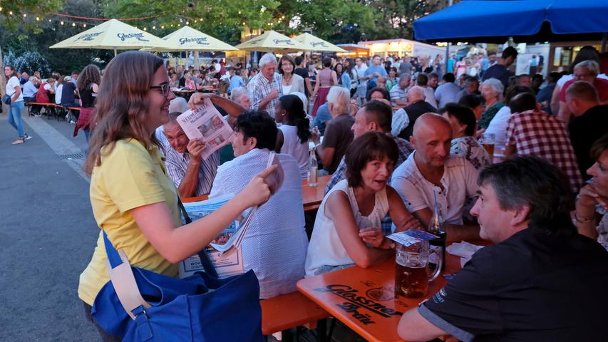 Volksfestnachrichten und Riesenrad: Sonntagnacht beim Jura-Volksfest 2018