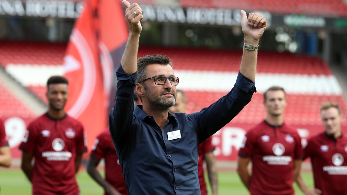 Feste Stammplätze gibt es bei Michael Köllner auch vor dem Pokalspiel beim SV Linx nicht. Feste Stammplätze gibt es bei Michael Köllner auch vor dem Pokalspiel beim SV Linx nicht.