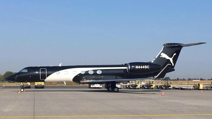 Die Gulfstream V mit Lackierung von Puma. Die Gulfstream V mit Lackierung von Puma.