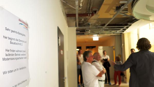 Hier ist Schluss mit dem modernisierten Bereich. Am Freitag, 17. August, hatte der Thermalbereich letztmals geöffnet, der nun als zweite Etappe umgebaut wird. Dazu gehören auch die neue Saunalandschaft und die Gastronomie.