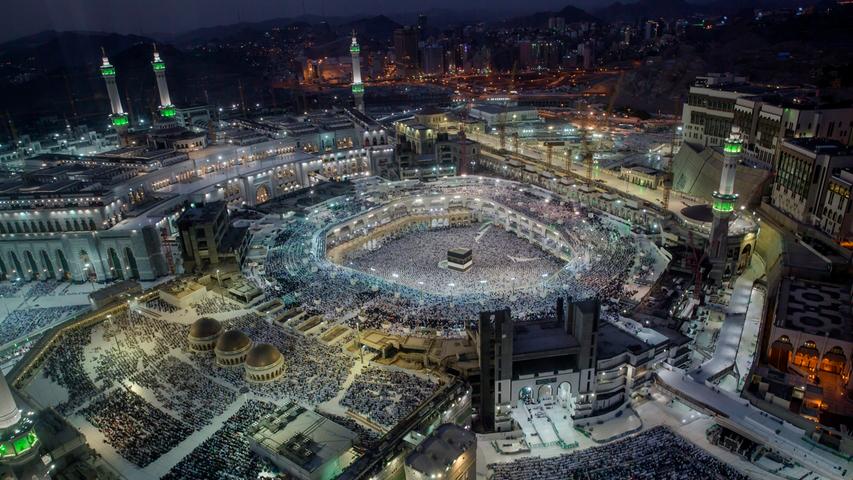 Jedes Jahr treffen sich dazu in Mekka Millionen Menschen.