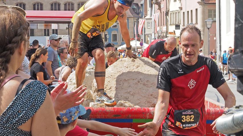 Bilder vom Hindernislauf: Weißenburg quält sich beim Rats Runners 