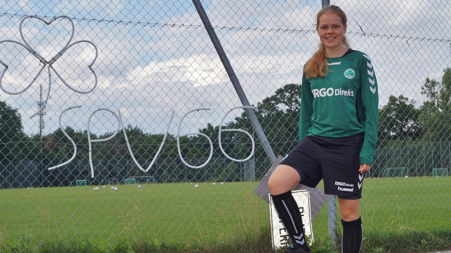 SpVgg-Kickerin: Stipendium führt vom Ronhof in die USA