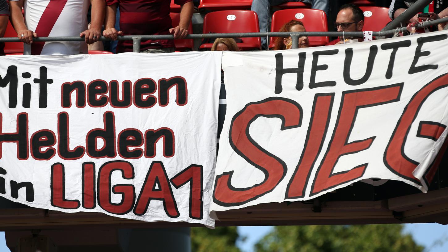 Mit neuen Helden soll der Klassenerhalt in Liga eins bewältigt werden. Mit neuen Helden soll der Klassenerhalt in Liga eins bewältigt werden.