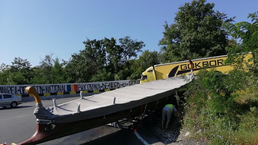 Von Erlangen nach Rumänien: Abenteuerliche Fahrt auf nachgebautem Römerboot 