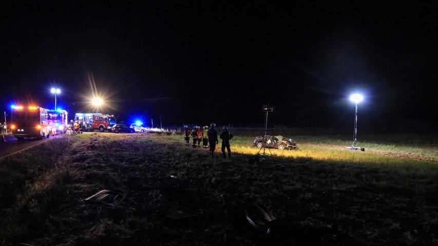 Auto überschlägt sich: Schwerer Unfall im Landkreis Forchheim