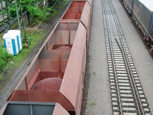 Süddeutschlands schwerster Erzzug macht in Nürnberg Station