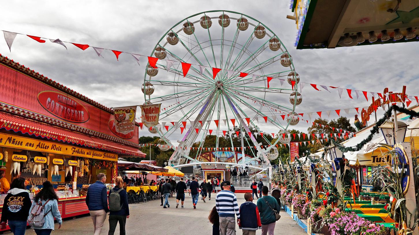 Etwa zwei Millionen Menschen statteten dem Nürnberger Volksfest heuer einen Besuch ab.