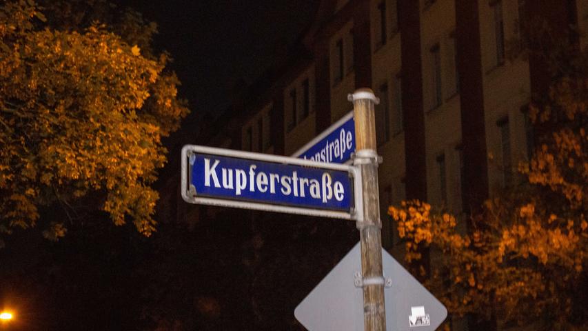 Diesen Vorfall vergessen die Anwohner in der Kupferstraße bestimmt nicht so schnell: Sie mussten stundenlang darauf warten, ihre Wohnungen betreten zu dürfen.