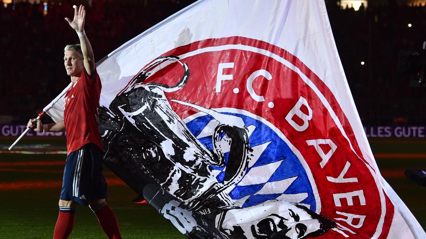 Zu Tränen gerührt: Bastian Schweinsteiger fällt der Abschied vom FC Bayern schwer.