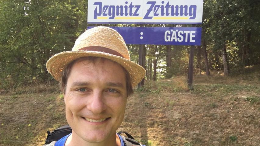 Weiter geht es Richtung Eckental. Unser Wanderreporter ist übrigens im Verbreitungsgebiet der Pegnitz Zeitung unterwegs, wie er schnell feststellt.