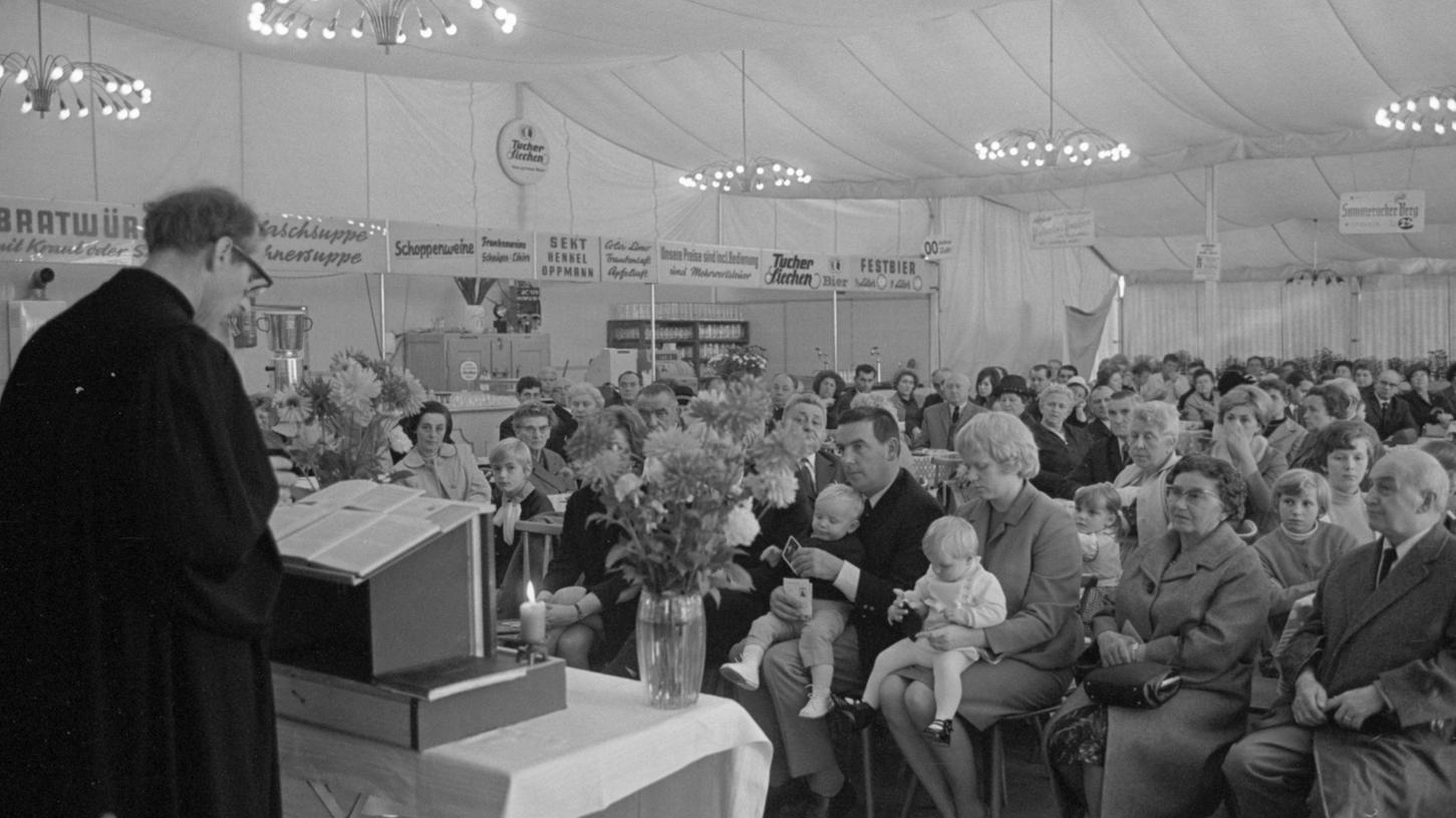 2. September 1968: Gottesdienst unterm Zeltdach