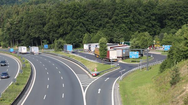 Der Rastplatz Sperbes an der Autobahn 9 zwischen Plech und Hormersdorf war im Sommer 2018 vermutlich Schauplatz des Verbrechens an einer Tramperin.