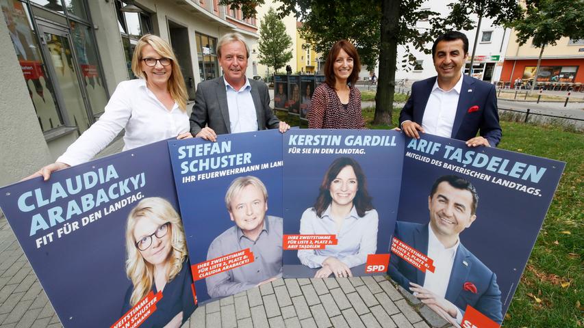 Das sind die SPD-Landtagswahl-Kandidaten für Nürnberg: v.l. Claudia Arabackyj, Stefan Schuster, Kerstin Gardill, Arif Tasdelen.
